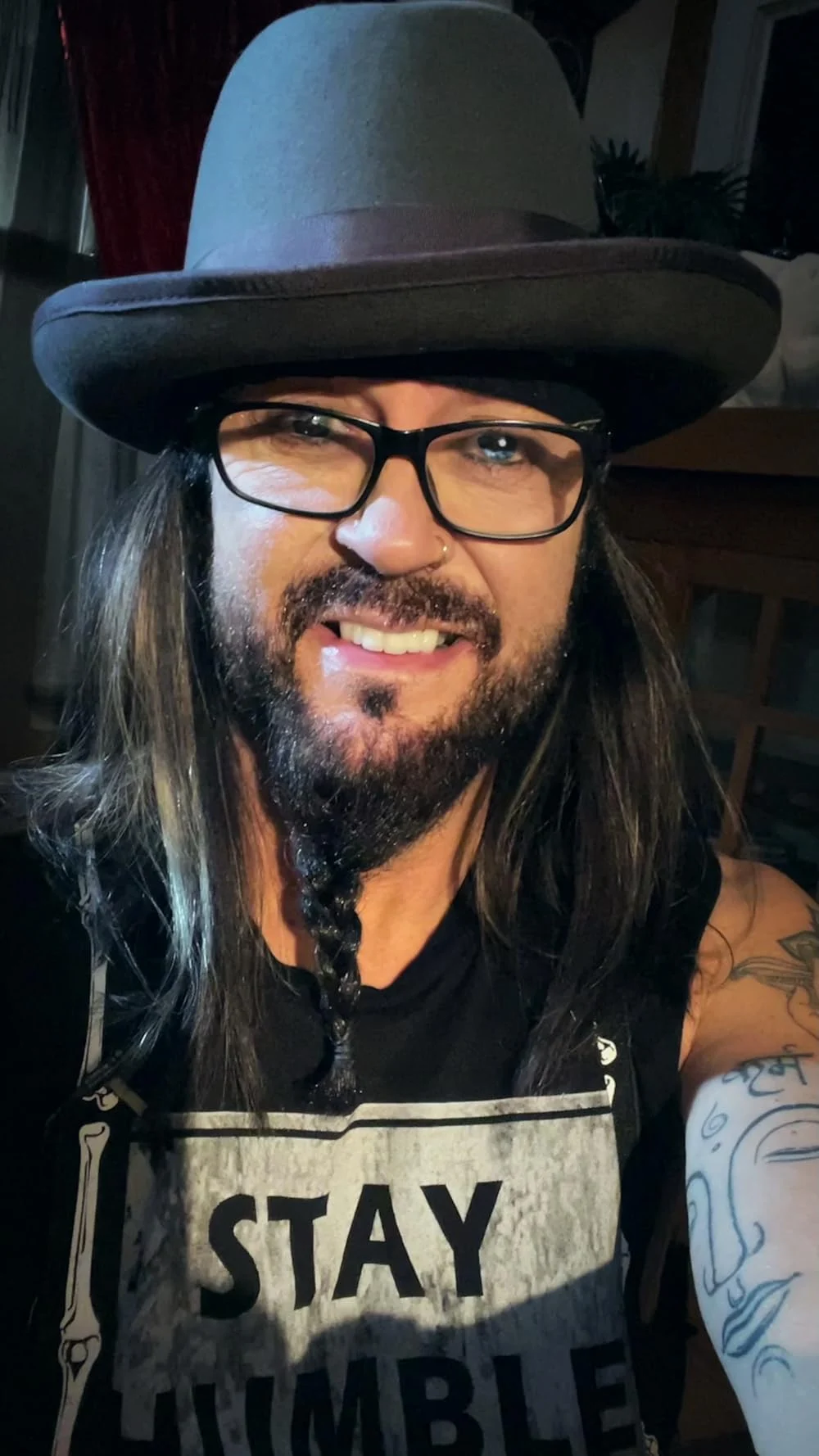 Christopher Saint (Talking Voice)
