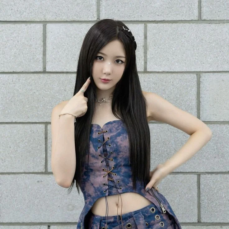 YUNSEO -  BADVILLAIN 