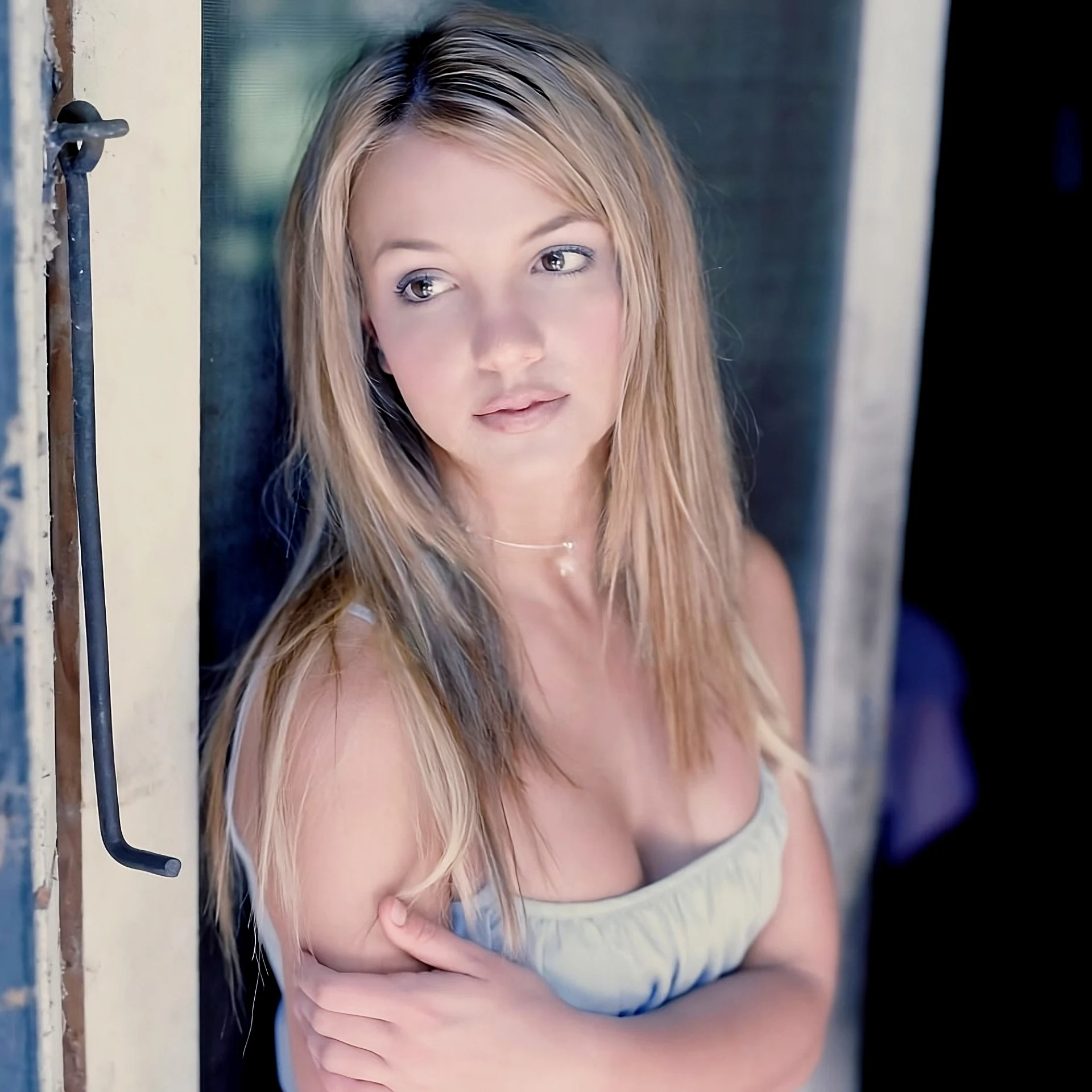 Britney Spears (1998 Deep Vocals)