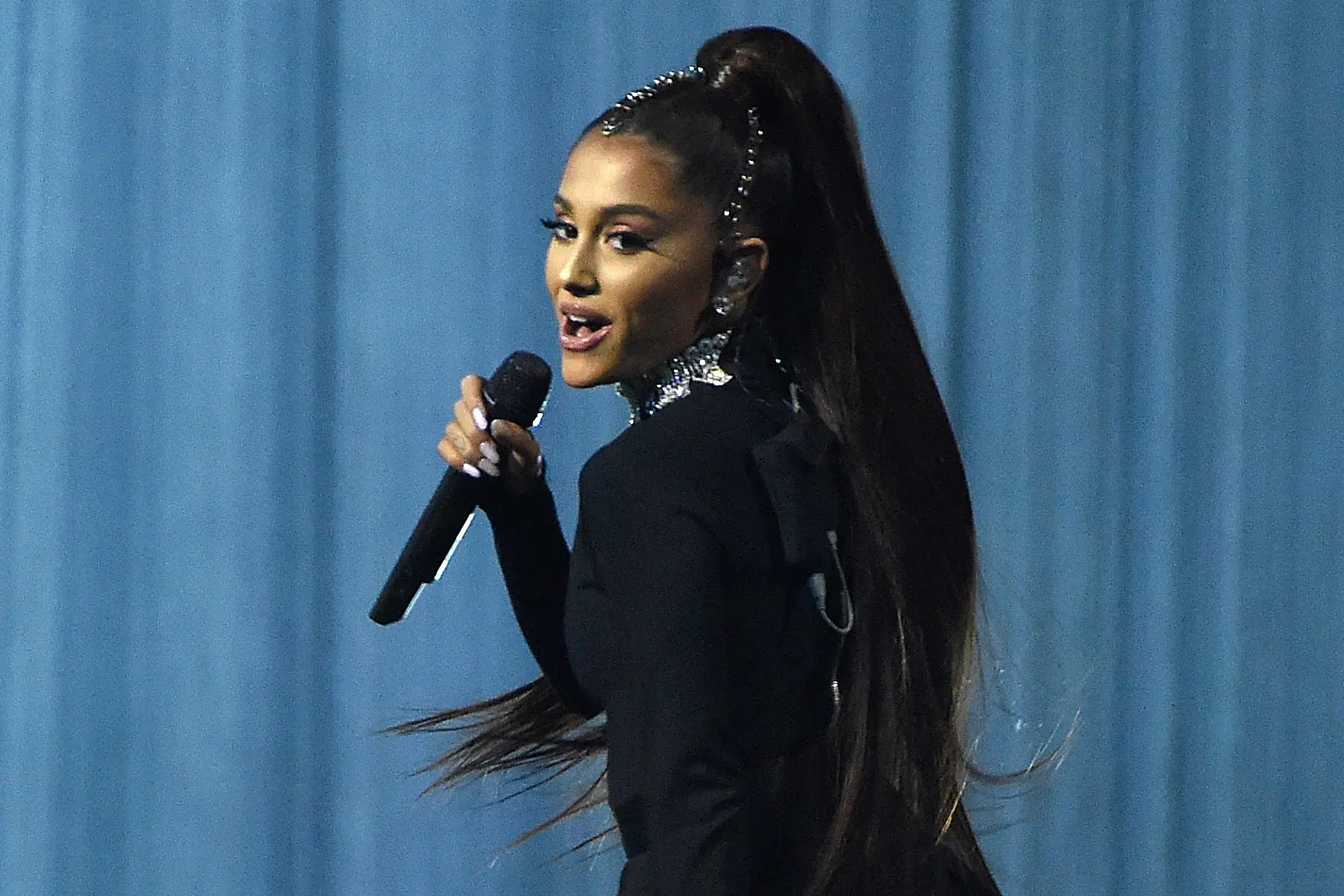 Ariana Grande - Dangerous Woman Era (2017)