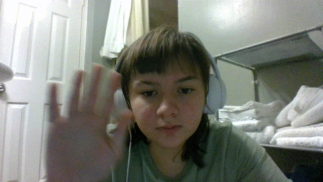 Scarlett Holmes (literally me singing)