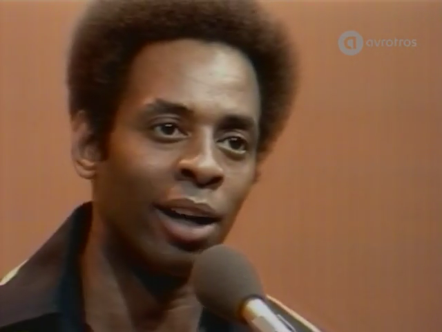 Earl Young (1976)