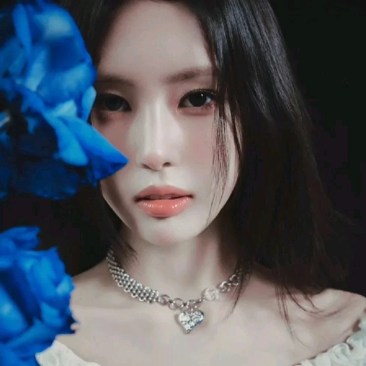 Hwayeon [IFEYE]