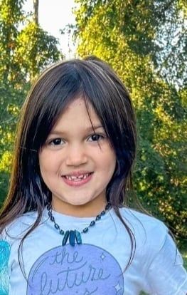 Chloe Ponessa 