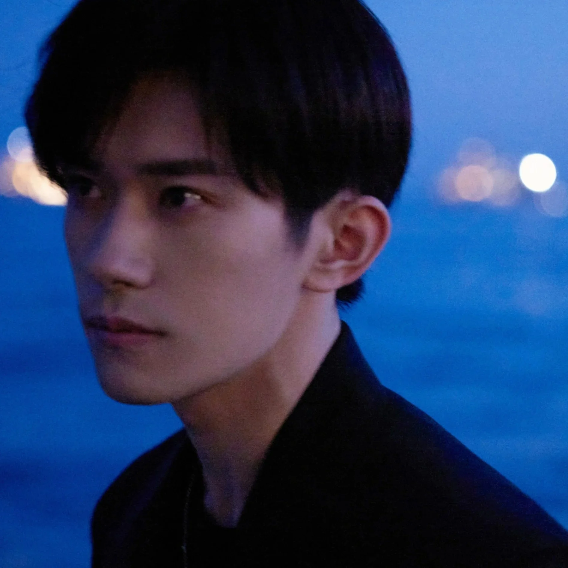 易烊千玺 青年版(Jackson Yee,Yi yang qian xi,易烊千璽,TFBOYS)