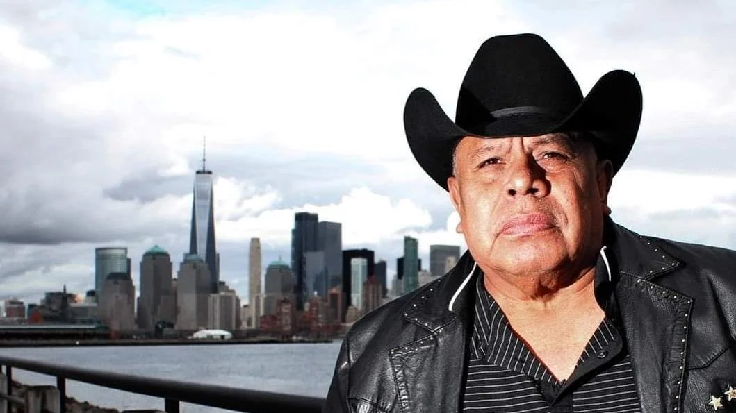 El Compa Sacra (El Ultimo Razo)