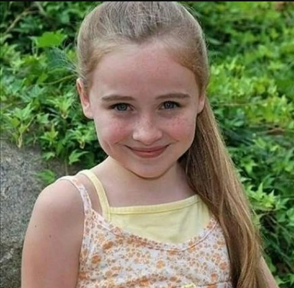 Sabrina Carpenter (younger)