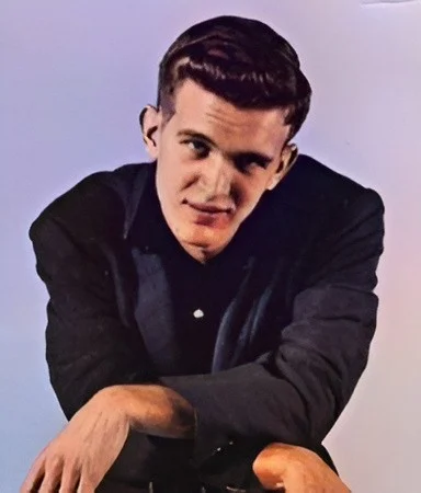 Vince Everett 