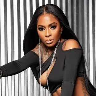 Tina Pinnock (was HoodCelebrityy)
