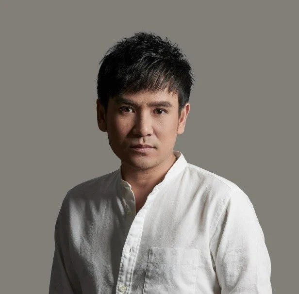 ไผ่ พงศธร (Phai Phongsathon)