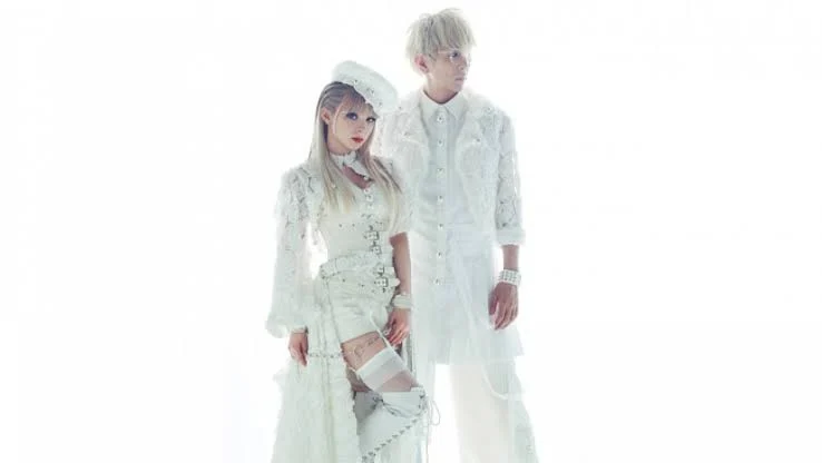 MARiA (GARNiDELiA)
