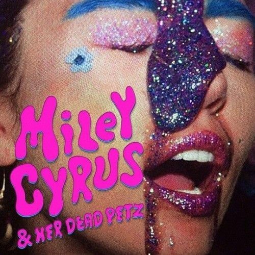 Miley Cyrus AND her desth petz era