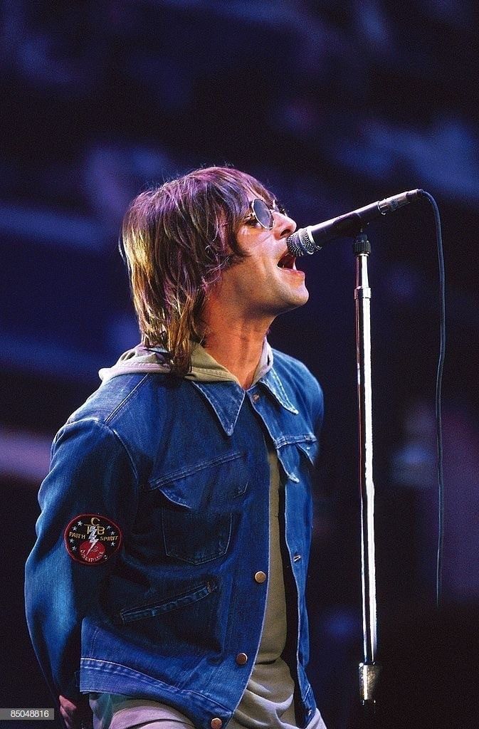 Liam Gallagher voice 2000