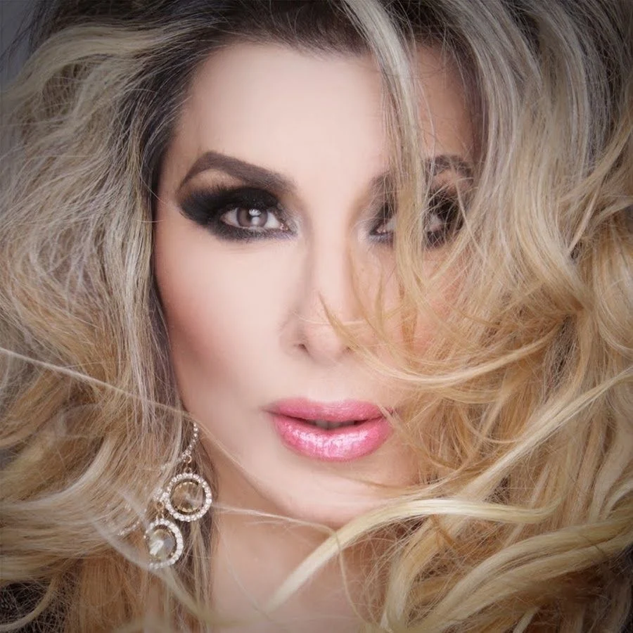 Dulce La Cantante 