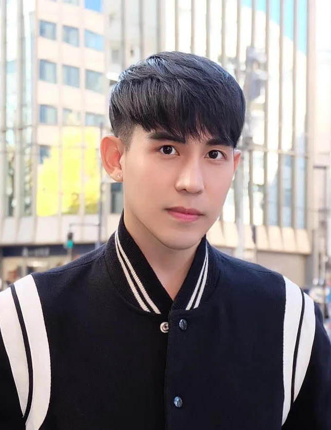 แม็กซ์ จิรายุทธ (Max Jirayut)