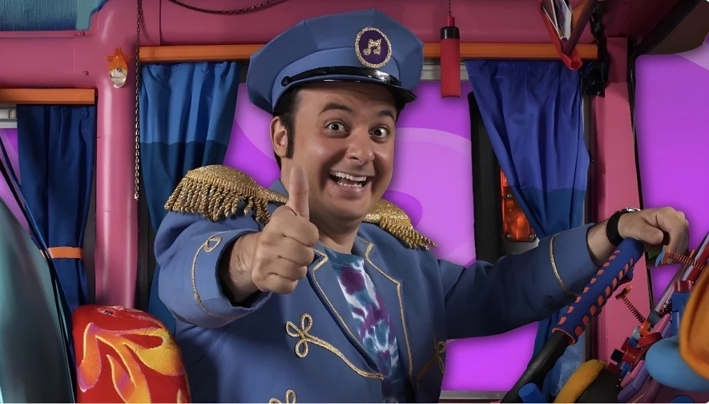 Busdriver Bob (Doodlebops)
