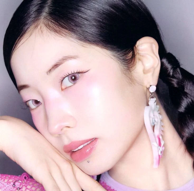 DAHYUN OF TWICE (ALL ROUND VER)