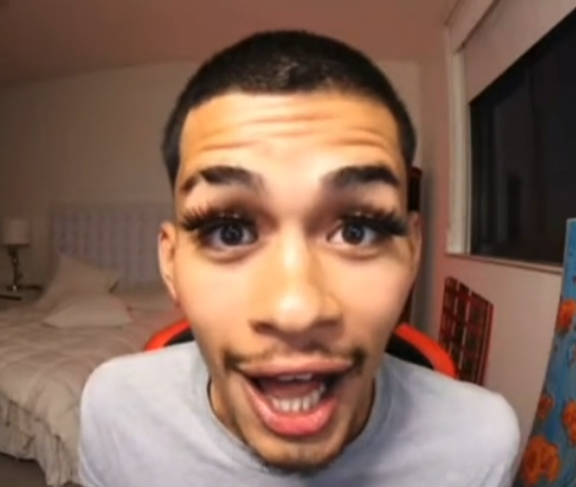 SNEAKO