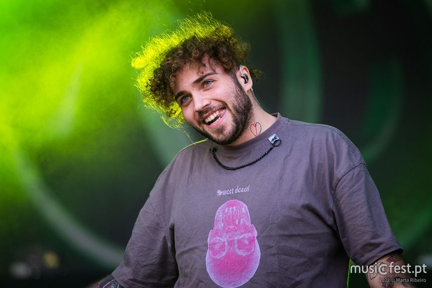 Wuant (Blueyes) (Portuguese Artist and Content Creator)
