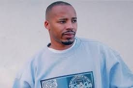 Warren G
