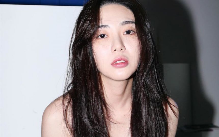 KWON MINA - AOA