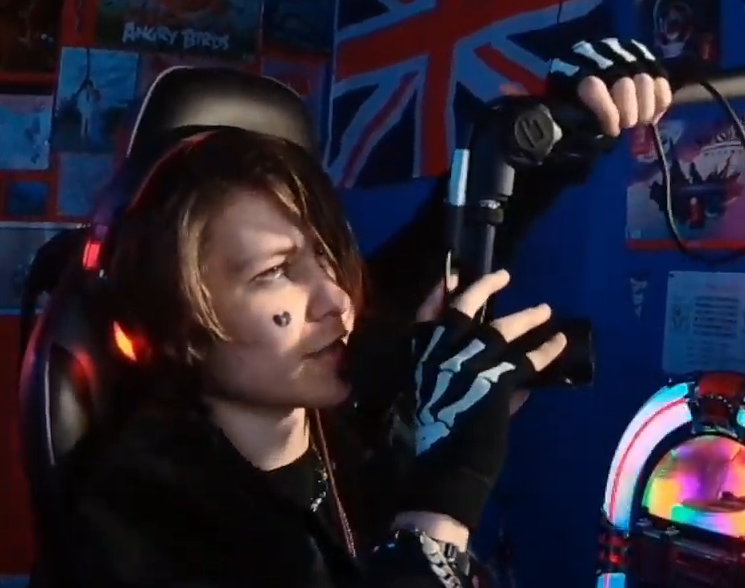 Clone Danno (Danno With A Deep Voice)