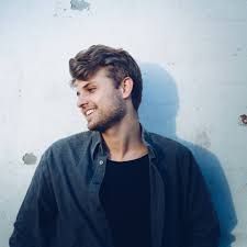 Sandro Cavazza