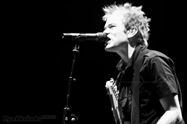 Deryck Whibley (Sum 41) (Aggressive)