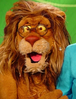 Theo Lion (Between the Lions) (Peter Linz)