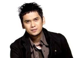 แมว จีรศักดิ์ (Maew Jirasak) [Thai Rock Singer]