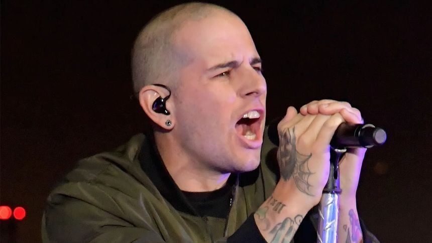 M Shadows (Live In Hollywood 2016)