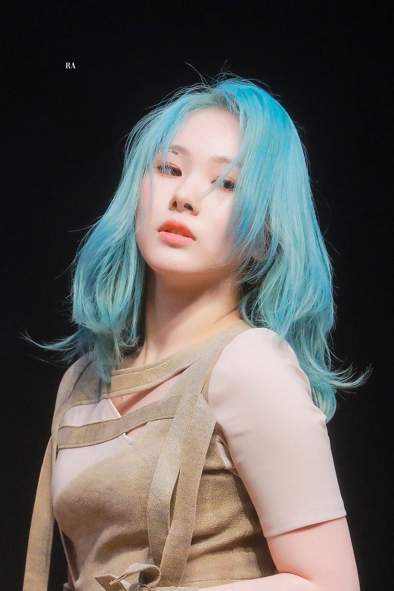 Mia of Everglow
