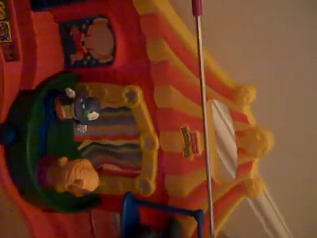 Circus man (little people)