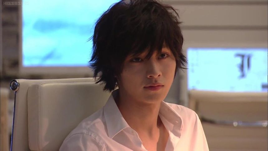 L Lawliet (Death Note 2015)