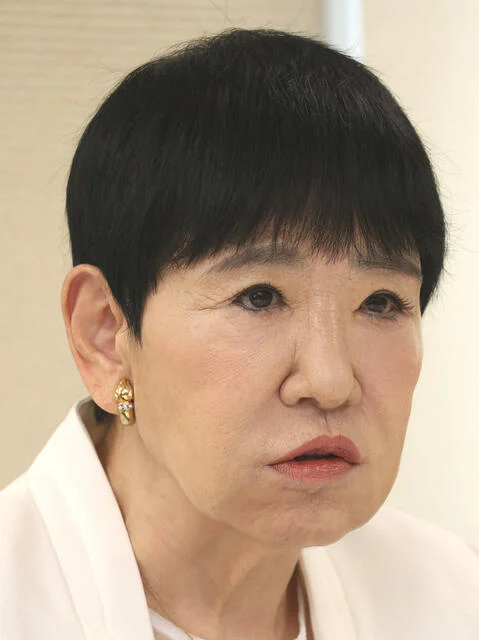 Akiko Wada 和田アキ子