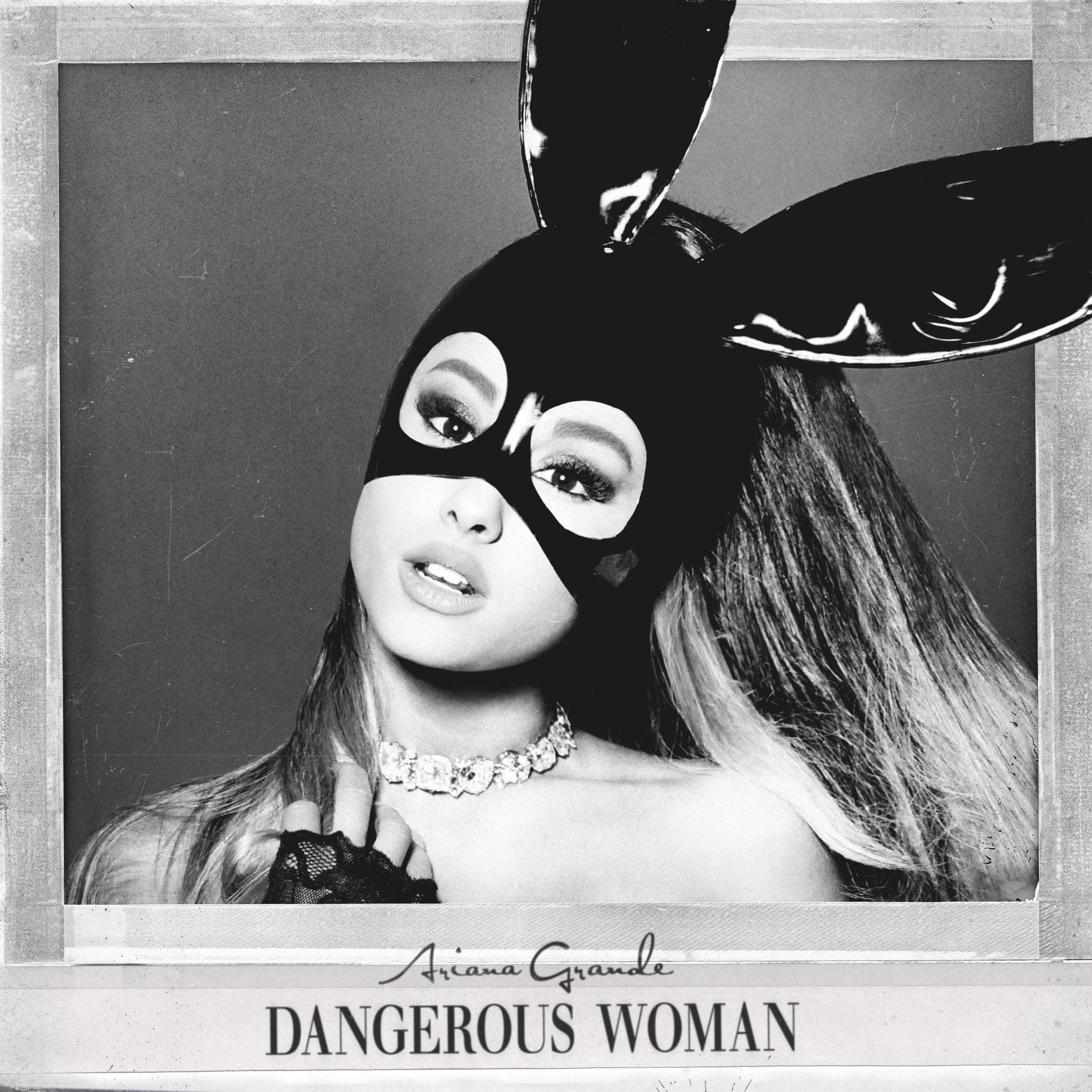 Ariana Grande DW Era