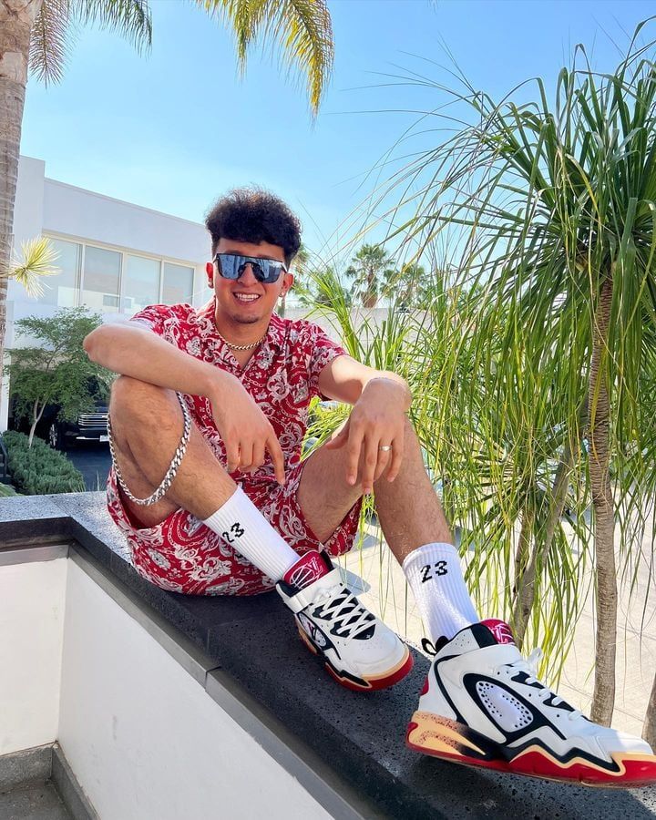 HotSpanish Vlogs(Roberto Gonzáles Manso)