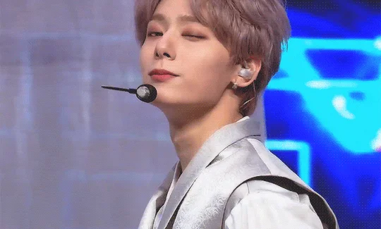 Hwanwoong (Oneus)