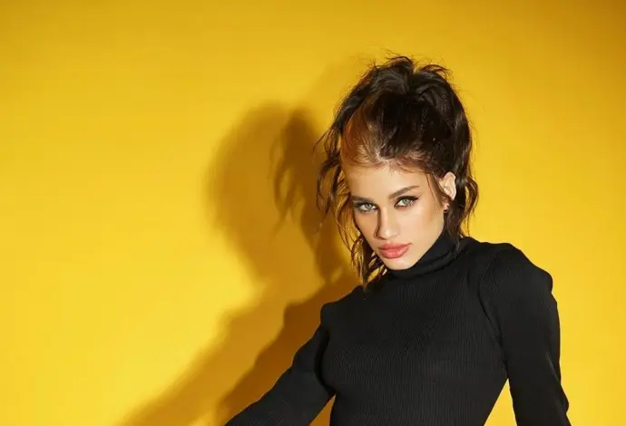 Ella Lee Lahav