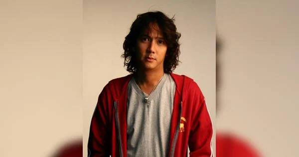 ต้า บาร์บี้ (Tar Barbies) [Thai Alternative Rock Singer]