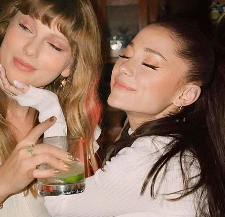 (Experiment) Taylor Swift & Ariana Grande