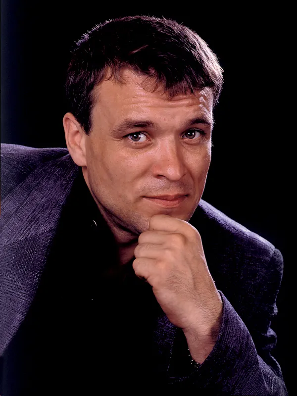 Александр Дюмин