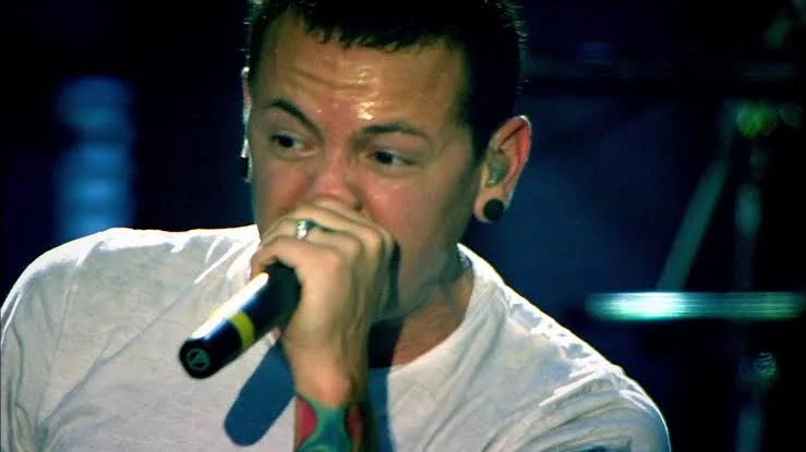 Chester Bennington (Live in Million Keynes 2008.)