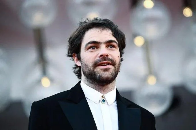 Peter Lanzani 