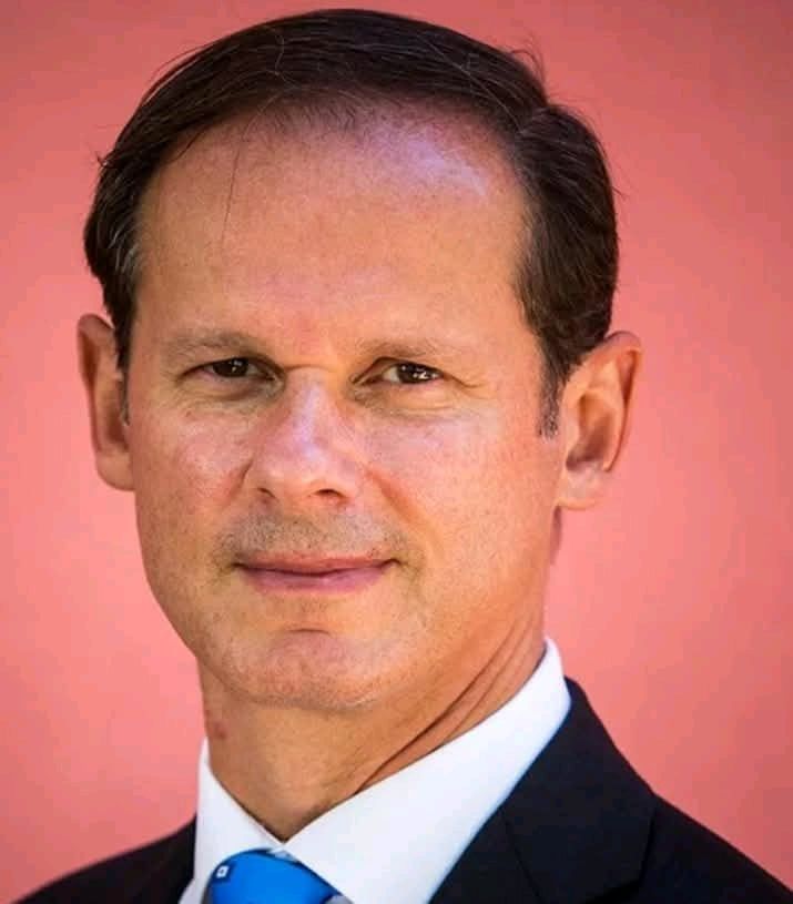 José Rodrigues dos Santos ( Portuguese Journalist and Writer ) 