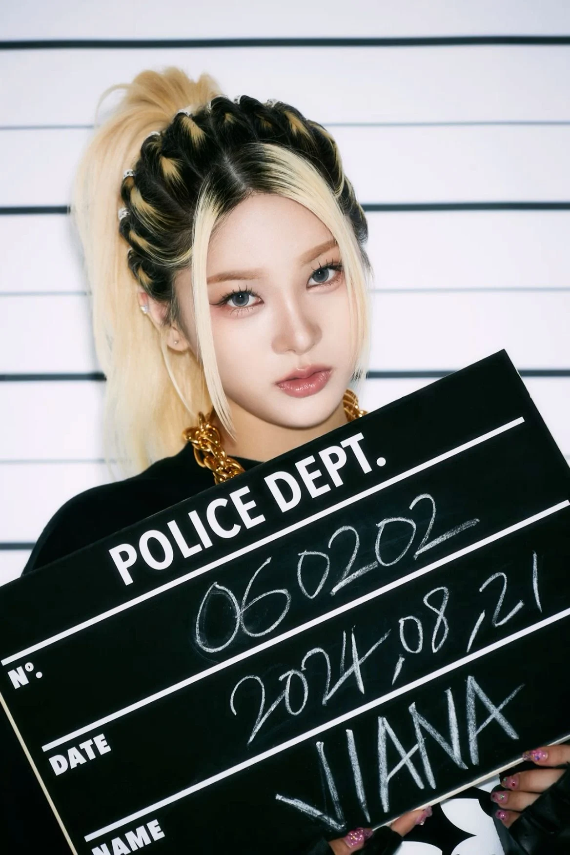JIANA of YOUNG POSSE