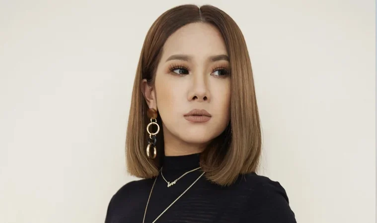 ฟิล์ม บงกช (Fymme Bongkod) [Thai Diva Singer]