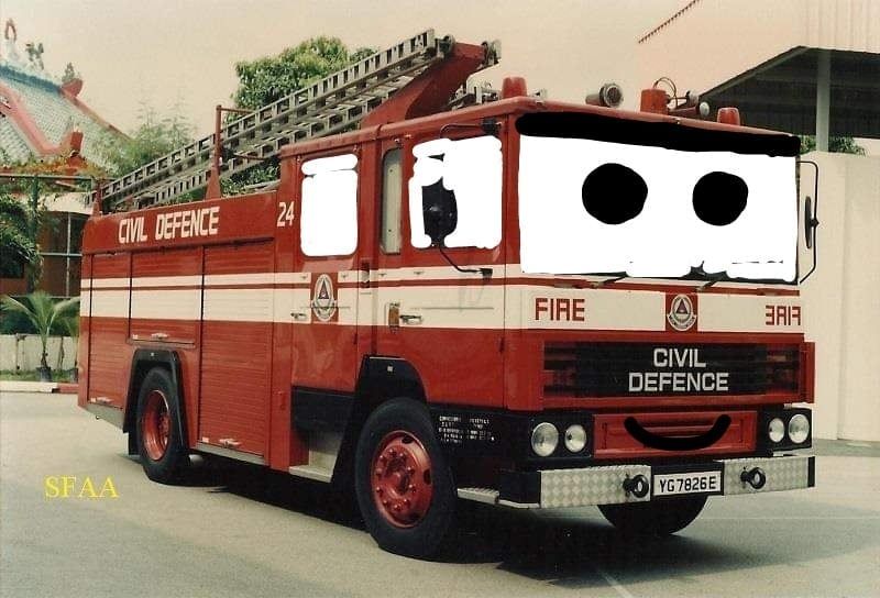 Eva Pelo the Dennis RS235 SCDF