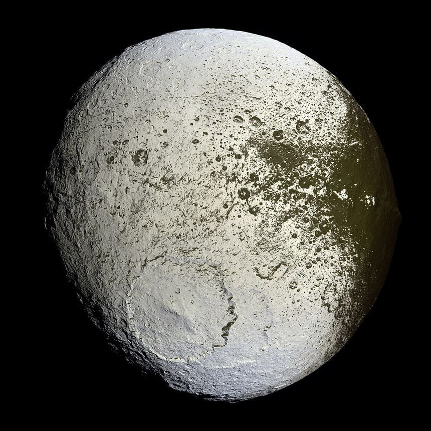 Iapetus (saturn's moon)