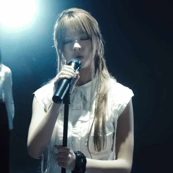 NMIXX LILY 릴리